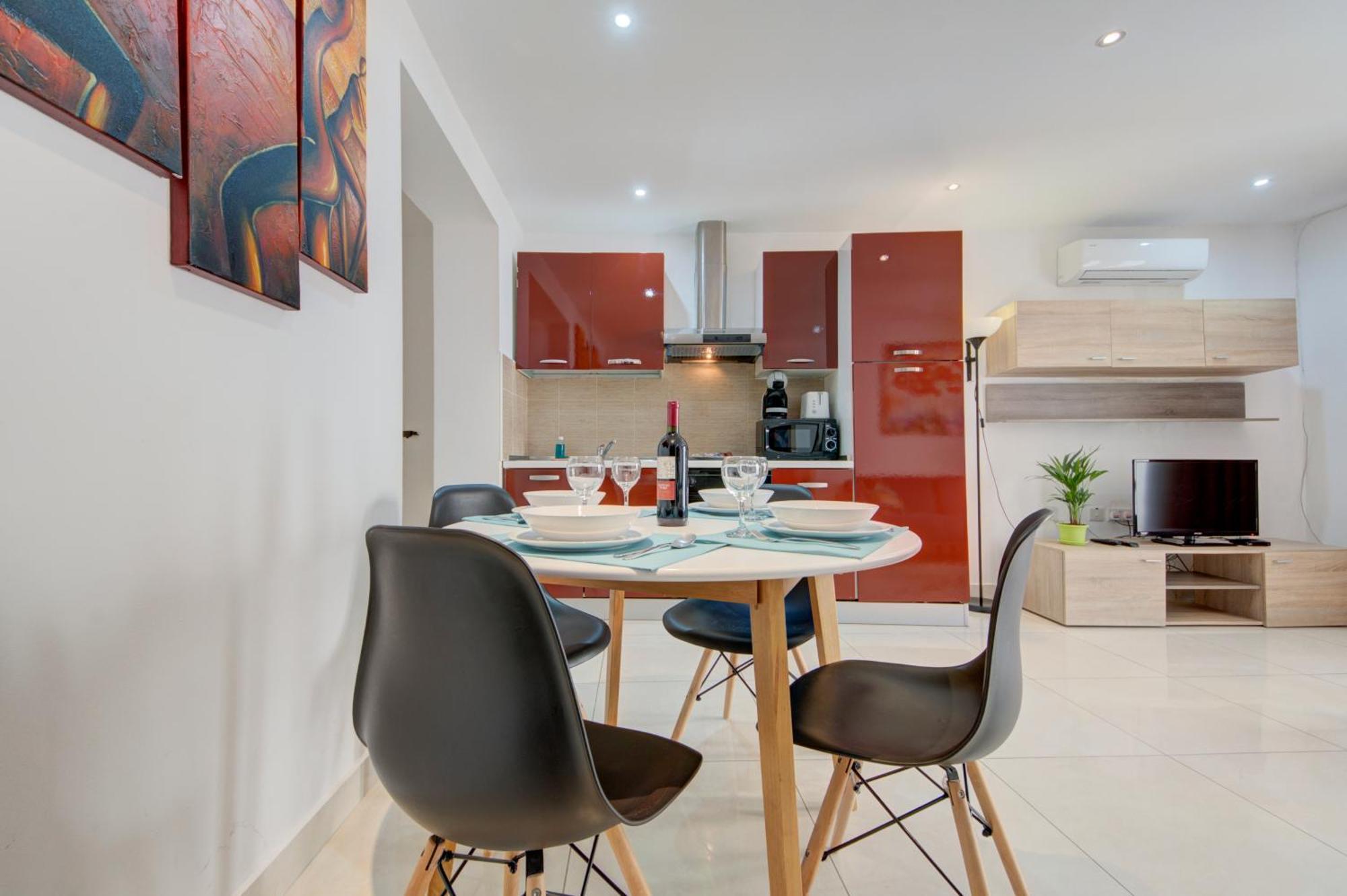 Sapphire Residences - Apartments & Penthouse In Central Sliema By Shortletsmalta Экстерьер фото